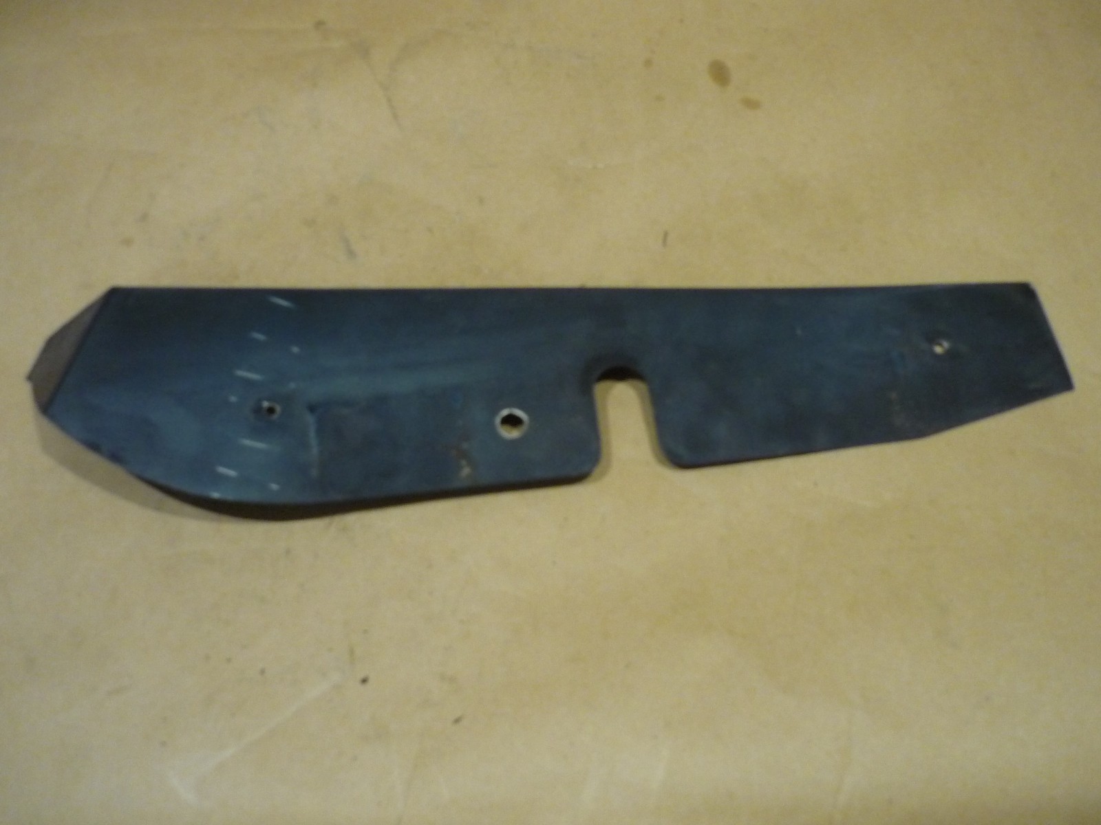 Ferrari 208,308,328 - RH Hinge Plate GTS P/N 60370103