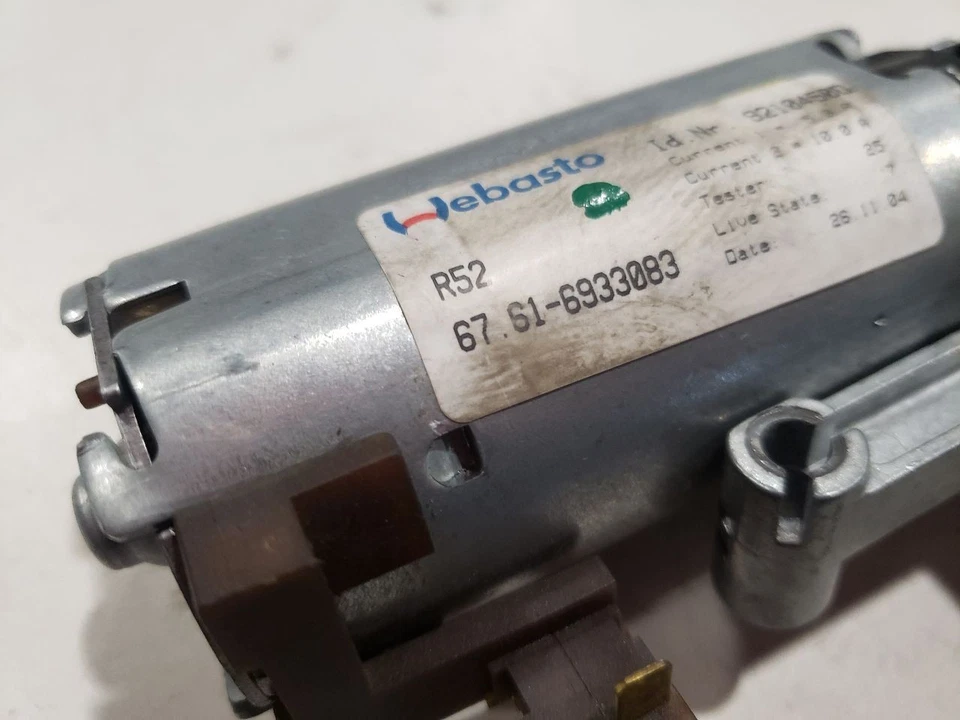 Convertible Top Roof Motor - 2005 Mini Cooper S R52 W11 - 05-08 OEM 6933083 - Image 3 of 4