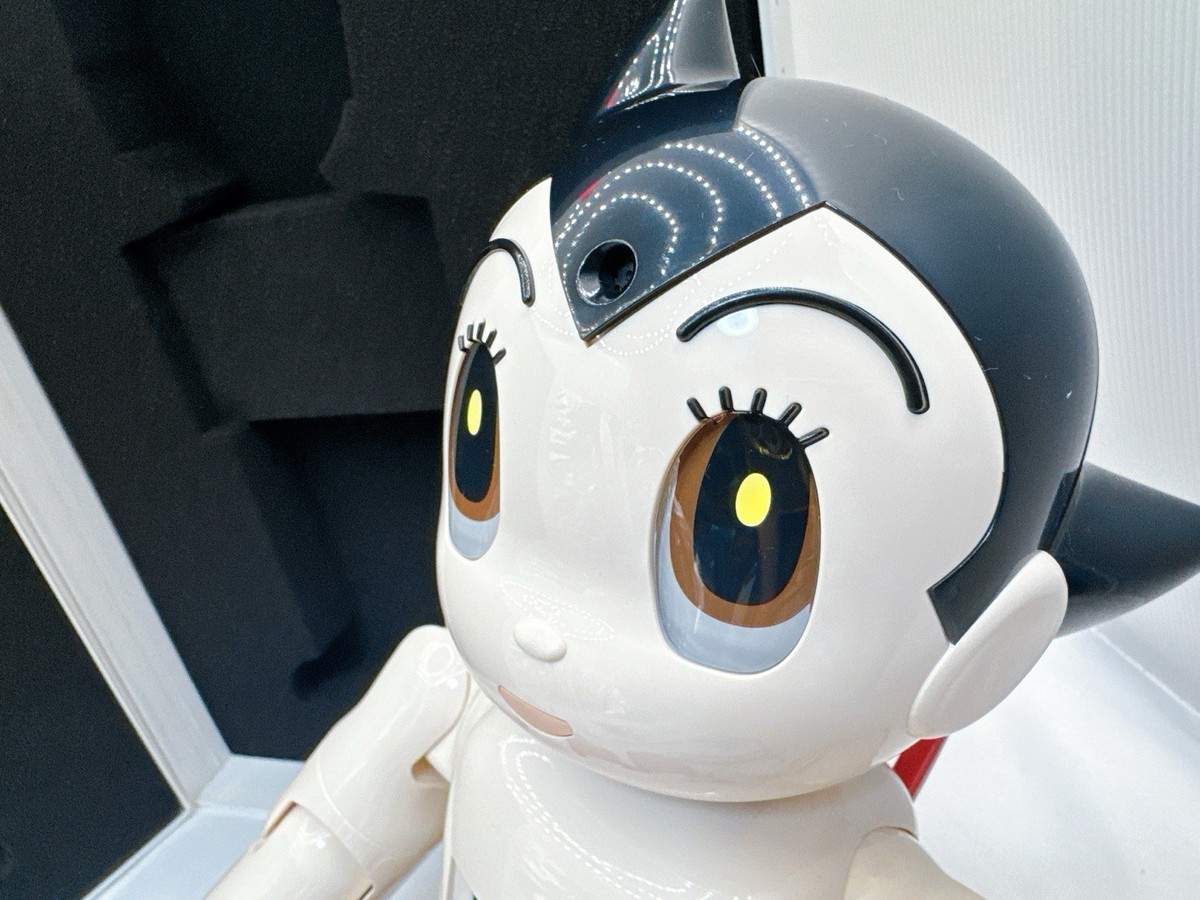 Kodansha ATOM Astro Boy AI Robot 16” Japanese Voice w/ Manual Box