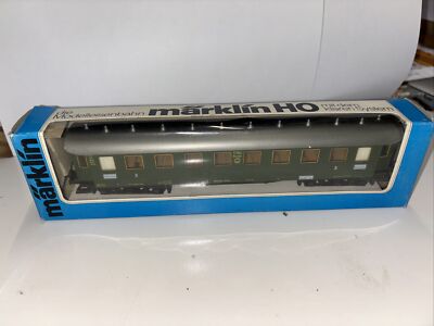 HO Scale Märklin, Coach Car #3, Munchen DB, #4136 Green, Vintage Open Box