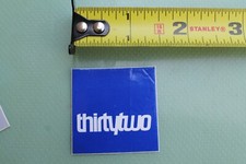 THIRTY TWO 32 Snowboards Blue SNOW Snowboarding Vintage STICKER