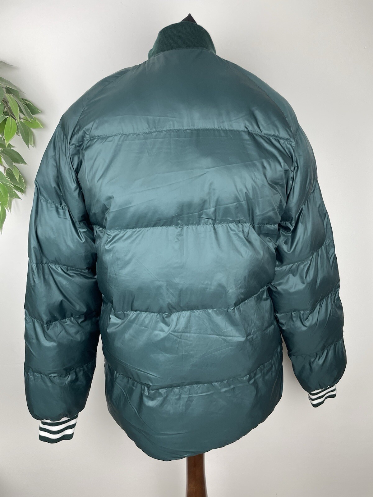Adidas Originals SST Superstar Reversible 3 Stripes Puffer Jacket Medium SAMPLE image 10