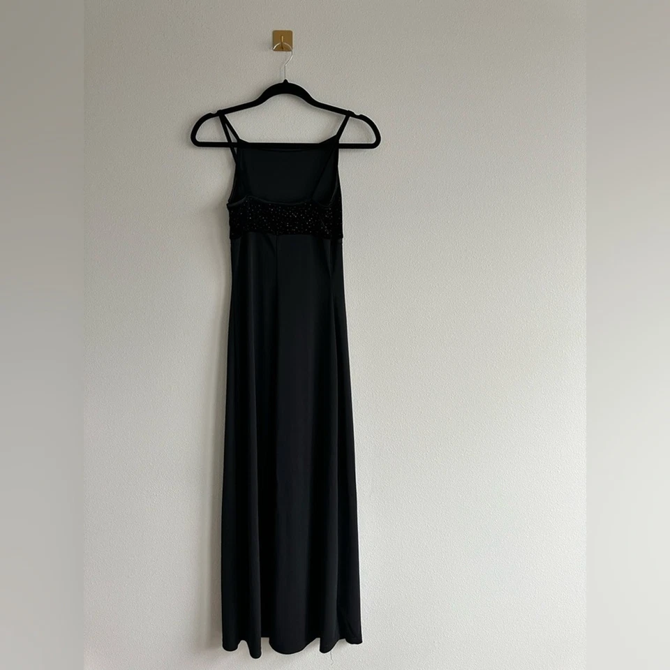 Byer vintage años 90 también! Vestido largo negro formal con tiras de espagueti talla pequeña Foto 3 de 4