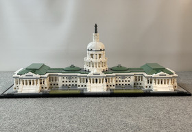 LEGO ARCHITECTURE: United States Capitol Building (21030)