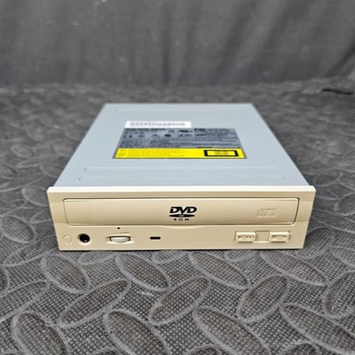 Lite-On XJ-HD165H CD-RW Laufwerk 52x32x52 IDE Beige 5,25'' Optical Writer 2003