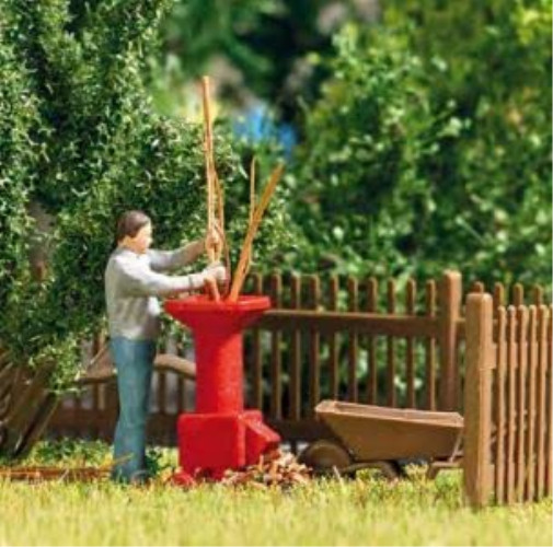 Busch 7970 С использованием садового измельчителя Action Set