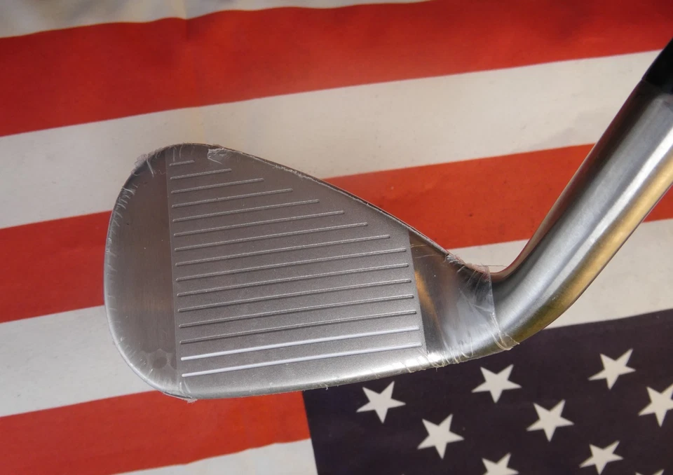 Brand NEW in Plastic Callaway Rogue ST Max 7 Iron XP 95 R-300 Regular Flex Steel - Image 4 of 4