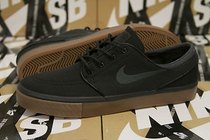 janoski black anthracite gum