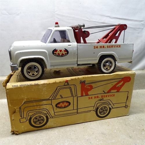 Vintage Tonka AA Wrecker Truck In Box, Pressed Steel Dodge No. 2518 - Picture 21 of 21