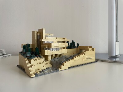 LEGO ARCHITECTURE: Fallingwater (21005)