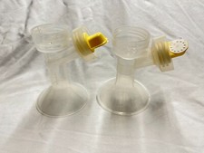 Medela Breast cups for Pump-24mm- one single piece, one 2 piece