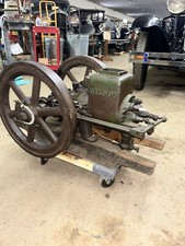 Small GILSON Open Frame Hit Miss Gas Engine Nice Original Condition - RUNS!!