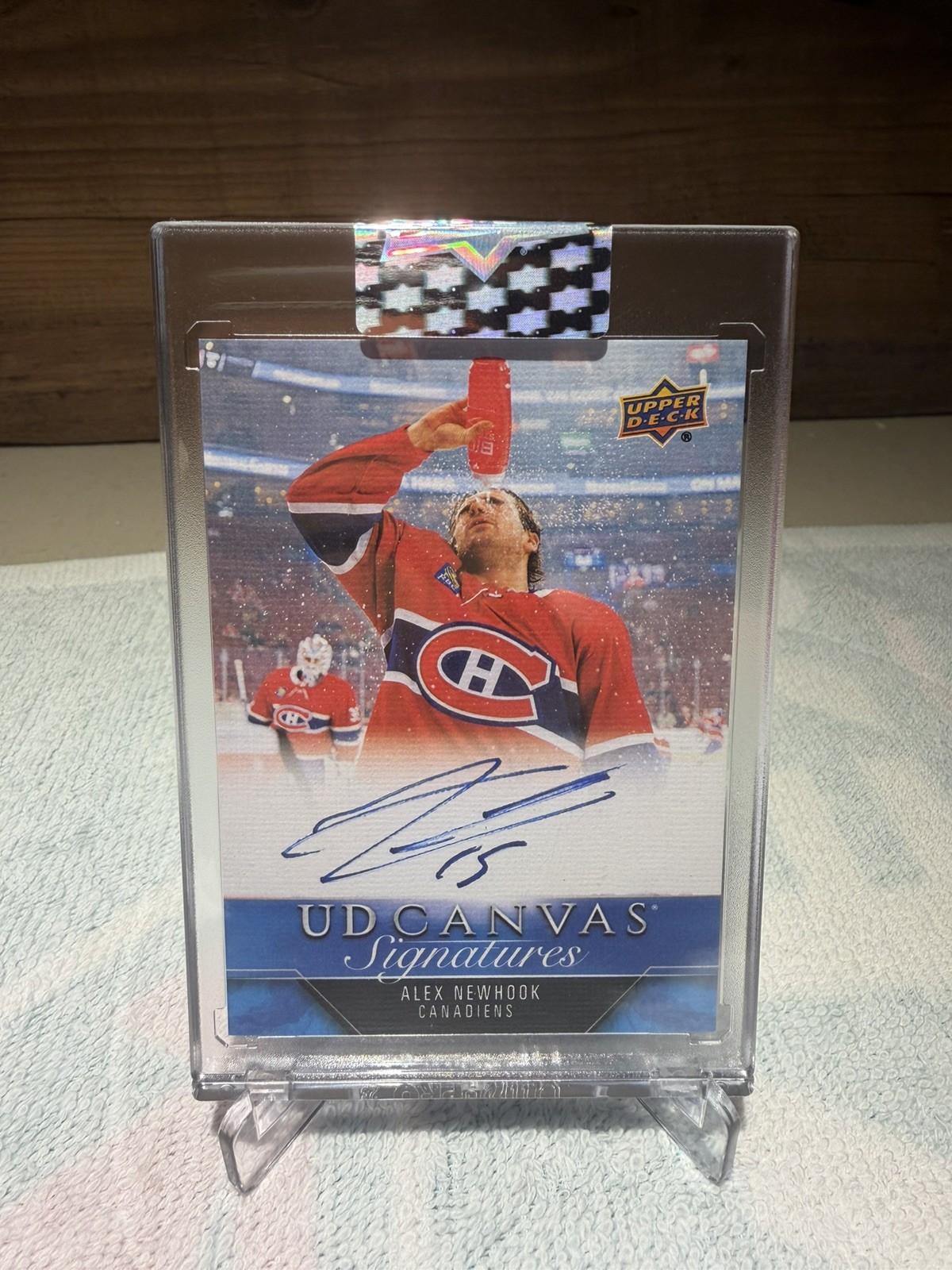 2023-24 UD Clear Cut UD Canvas Signatures Alex Newhook #CS-AN Canadiens