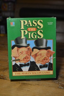 Vintage 1984 Pass The Pigs Brett Würfelspiel komplett MB Hasbro Retro - Green Box