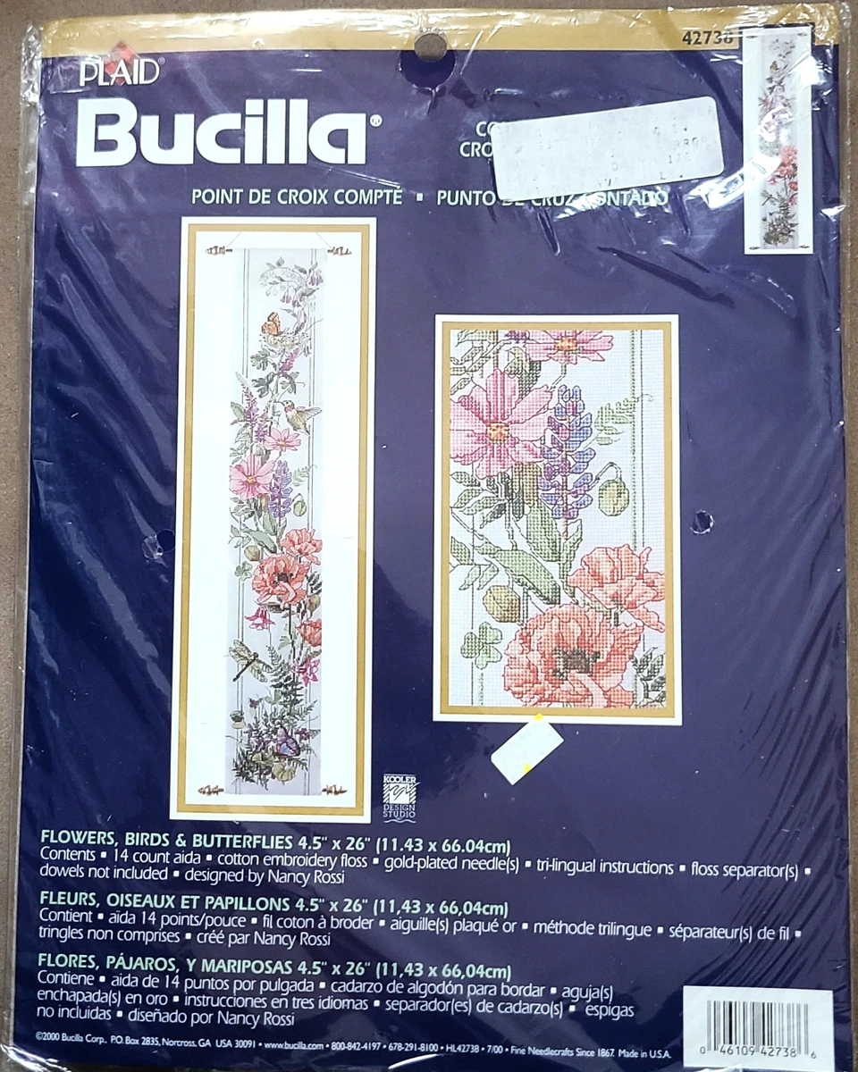 Bucilla Stamp Cross Stitch Kit 40905 A Hug Is A Great Gift Teddy Bears
