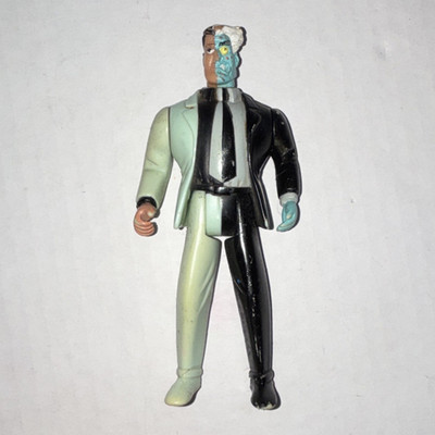 BATMAN Two-Face Multicolor Plastic Action Figure Comic Book Heroes