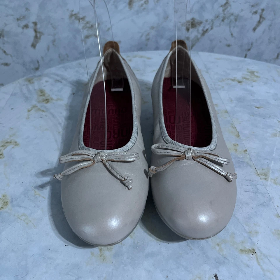 Munro 女式 7.5 N 码鞋银色灰色皮革舒适时尚芭蕾平底鞋 — 第 3/4 张图片