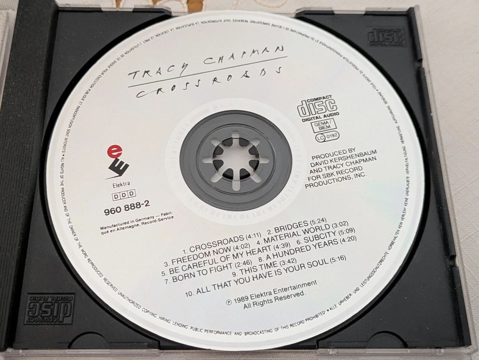 Tracy Chapman - Crossroads - 1989 Folk Rock Elektra Bridges Freedom now Subcity - Bild 3 von 4