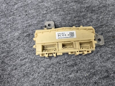 HYUNDAI PALISADE 20-22 CABIN FUSE JUNCTION BOX DASH RIGHT INSTRUMENT PANEL OEM