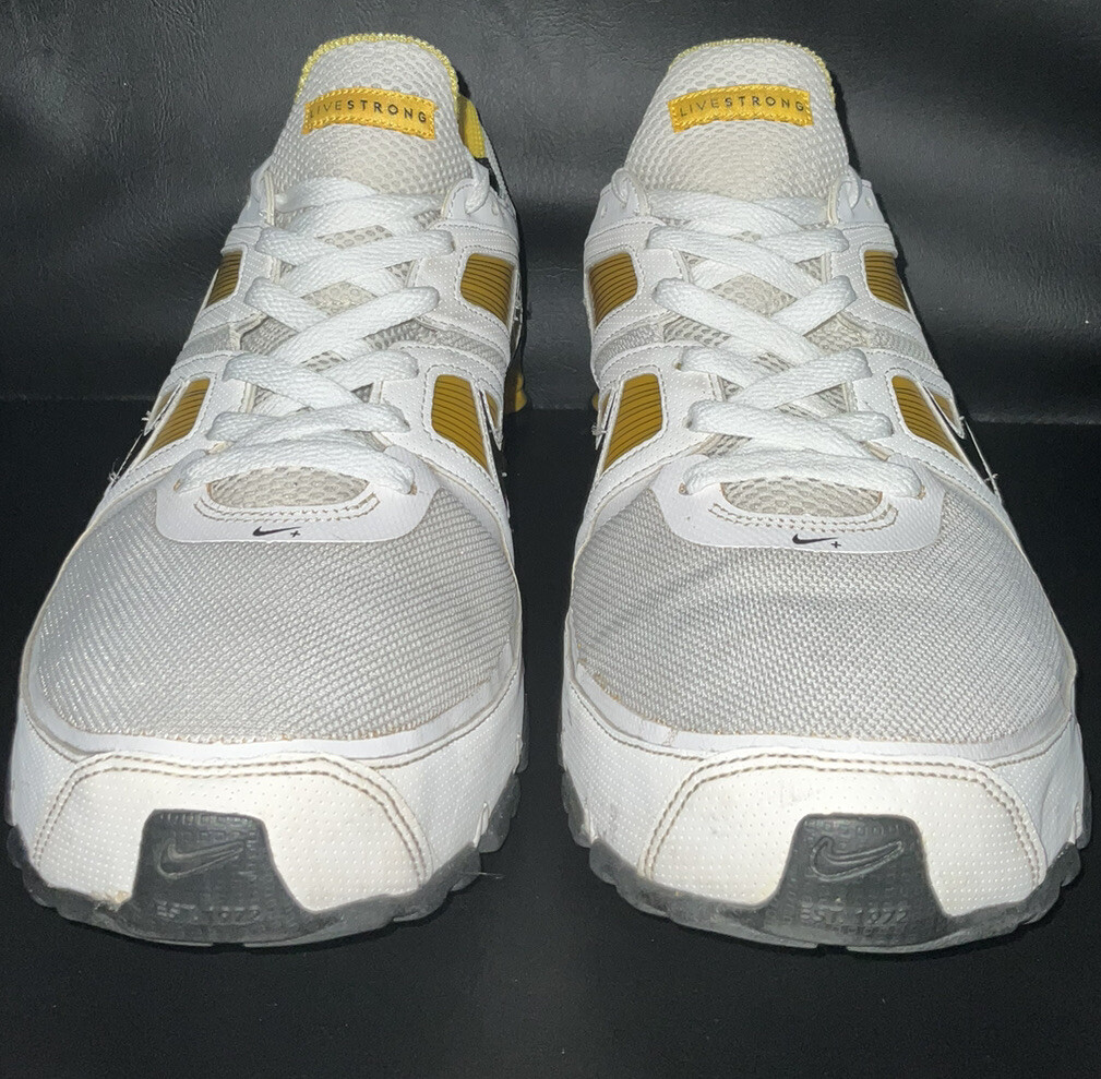 NIKE 2010 SHOX LIVESTRONG FLY WIRE MEN'S Size 12 WHITE