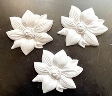 NEU LUXUS DEKOR STUCKDEKOR GIPS WÄNDE DECKEN BLÜTEN STREICHBAR VERZIERUNG RELIEF