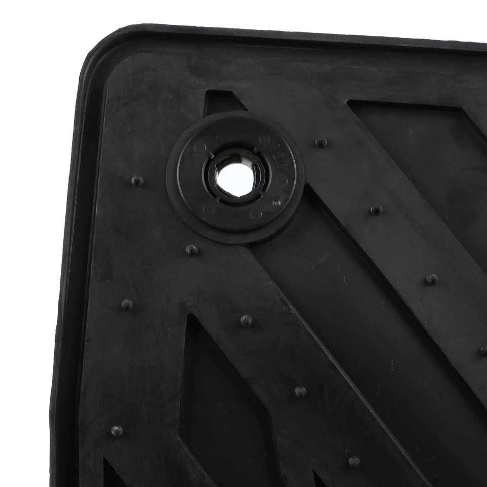 Подлинные резиновые напольные коврики передние для любой погоды GM 2013-2021 Buick Encore 42364956 - Изображение 4 из 4