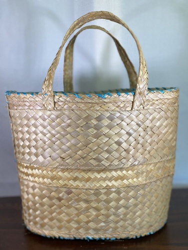 Vintage 14” x 11" Handmade Blue Green Floral Raffia Straw Tote Handbag GUC - Picture 2 of 13