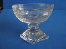 ANGLO IRISH STYLE CUT GLASS PEDESTAL MASTER OPEN SALT CELLAR SERRATED UNDER RIM