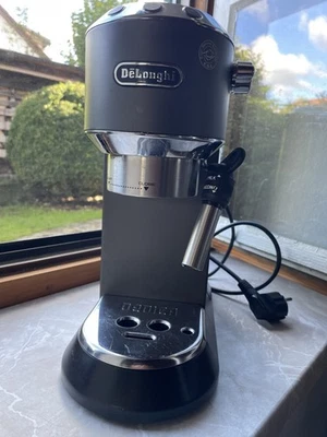 De'Longhi Dedica Style EC 685.BK