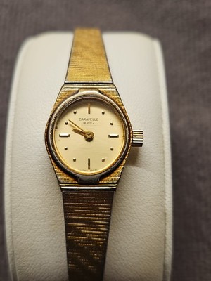 Vintage Caravelle by Bulova Ladies Gold Tone Quartz Watch New Battery Works