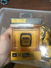 DeWalt 1 Port Worksite USB PD Charger DXMA1319872