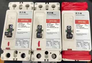 3 Eaton HFD 65k HFD2100 100A 2 Pole 250VDC DC Industrial Bolt On Breaker