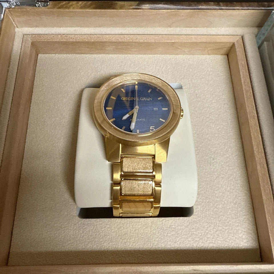 Reloj Original Grano Edición Limitada Golden State Warriors 2017 Champion Court Foto 2 de 4