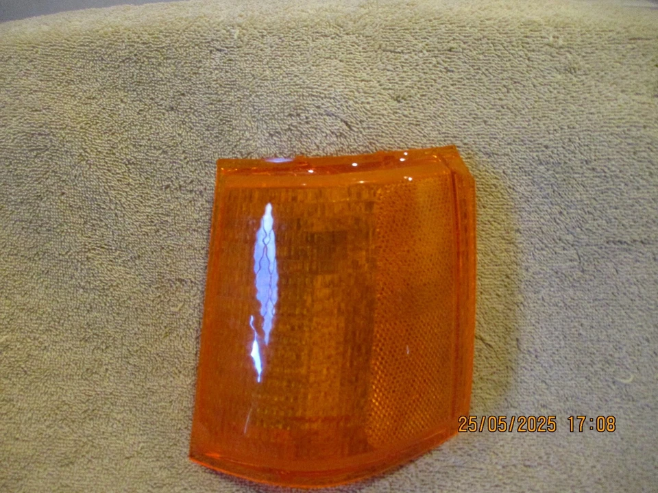 1981-1990 DODGE OMNI NOS DRIVERS TURN SIGNAL LENS 5207625 PLEASE LOOK PICTURES Foto 2 de 4