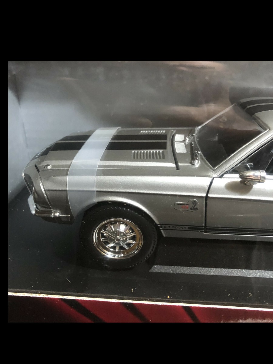 104-044 Cult 1/18 フォード Mustang Wagon Mustang Wagon 1965 Escala 1/18 1:18 Cult Edicion Limitada