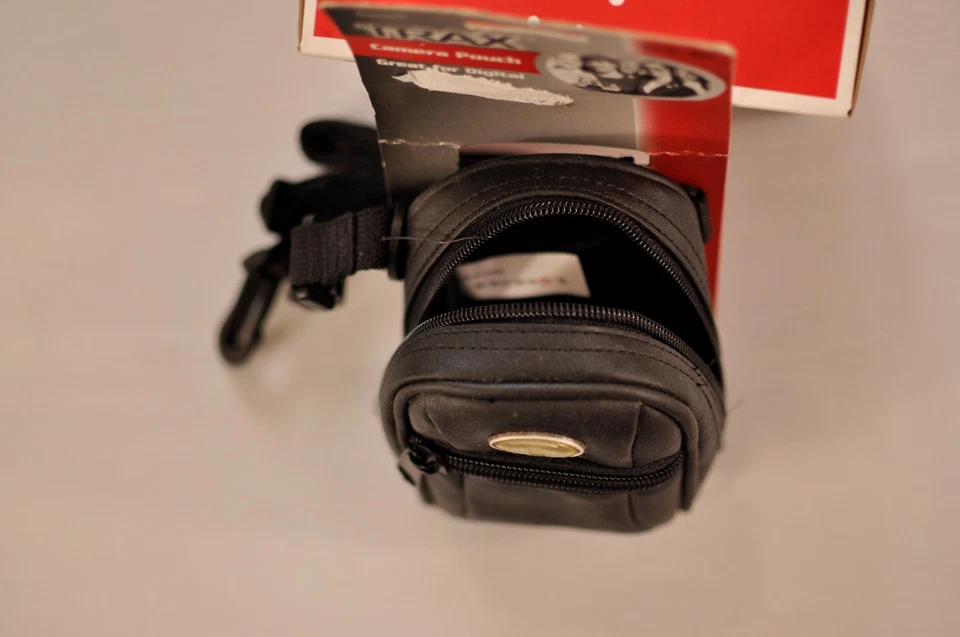 Trax camera pouch black zippers pockets belt loop quick release strap water resi - Image 2 of 4