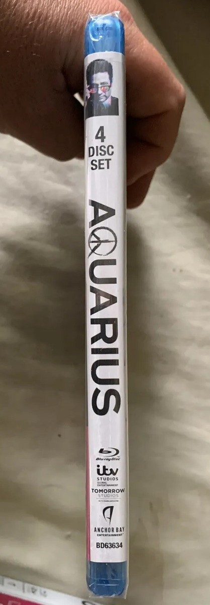 Aquarius: The Complete First Season (Blu-ray, 2015
