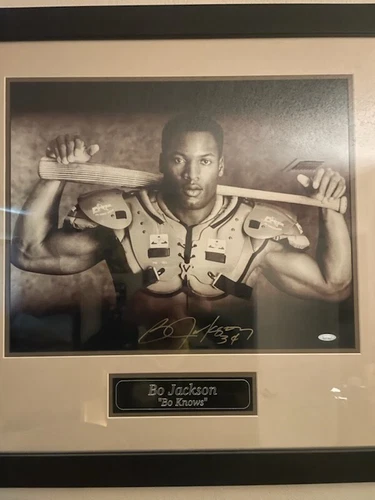 Bo Jackson autograph signed hologram raiders Royals bat shoulders Frame knows