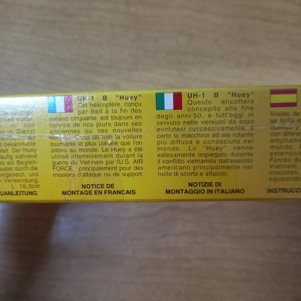 UH 1B HUEY Kit ITALERI 1:72  - Immagine 2 di 4