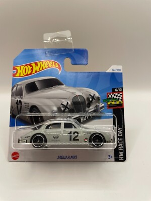 Hot Wheels 2013 SRT Viper Then And Now 6/10 - Modello In Scala 1:64 Bianco E Blu, Edizione Short Card (Mattel 2025)