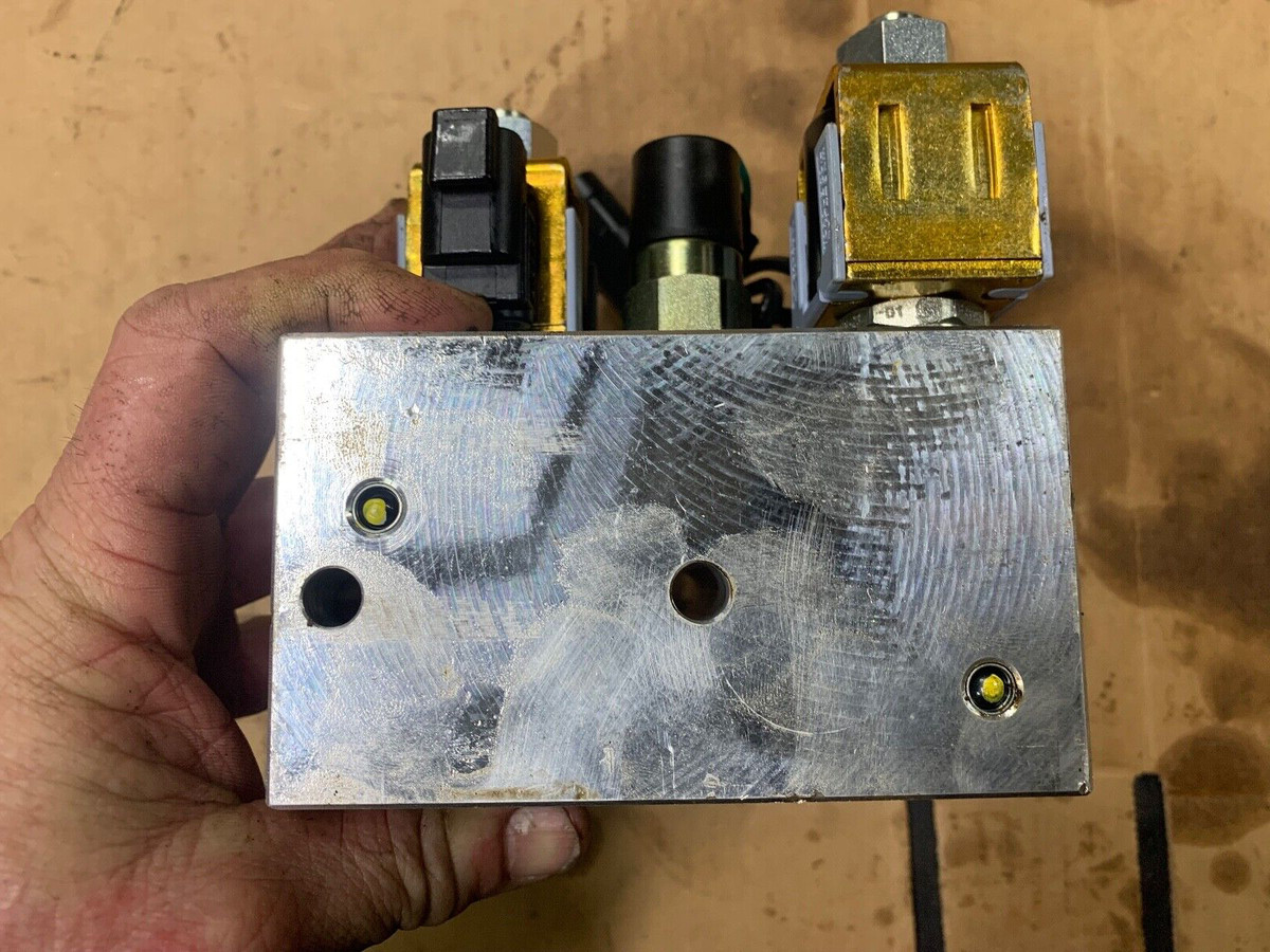 NEW park brake valve 2 speed fits New Holland Case OEM 87756431 