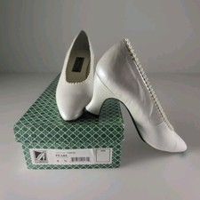 Vintage J Renee White Pearl Heals "Luster" 8N