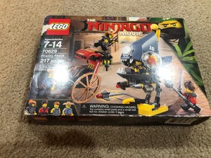 lego ninjago piranha attack 70629