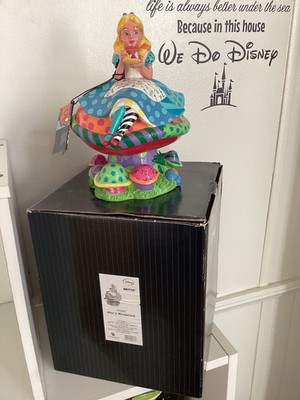Alice in Wonderland Sitting on a Toad Figurine Stool Disney Britto 4049693