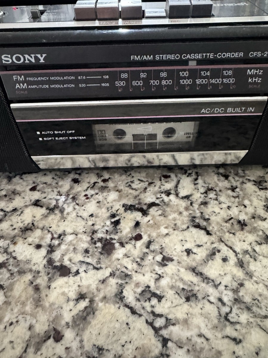Vtg Sony CFS-210 AM/FM Stereo Cassette-Corder Sound Rider Boombox