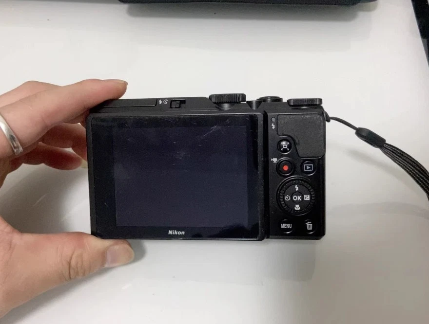 Cámara digital Nikon COOLPIX S9900 16,0 MP 30x zoom óptico Wi-Fi incorporado Foto 2 de 4