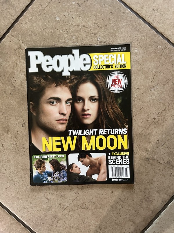 People Magazine Special Collector’s Edition Twilight Returns NEW MOON