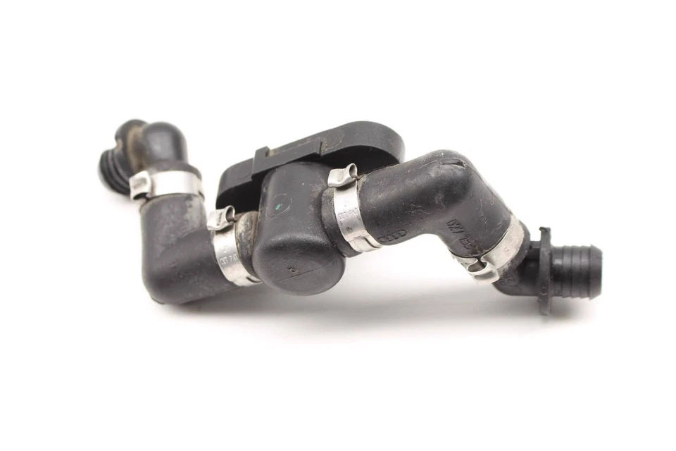 1998-2001 AUDI A6 QUATTRO - тормозной усилитель вакуумный шланг / линия 8D0611850 - Изображение 2 из 4