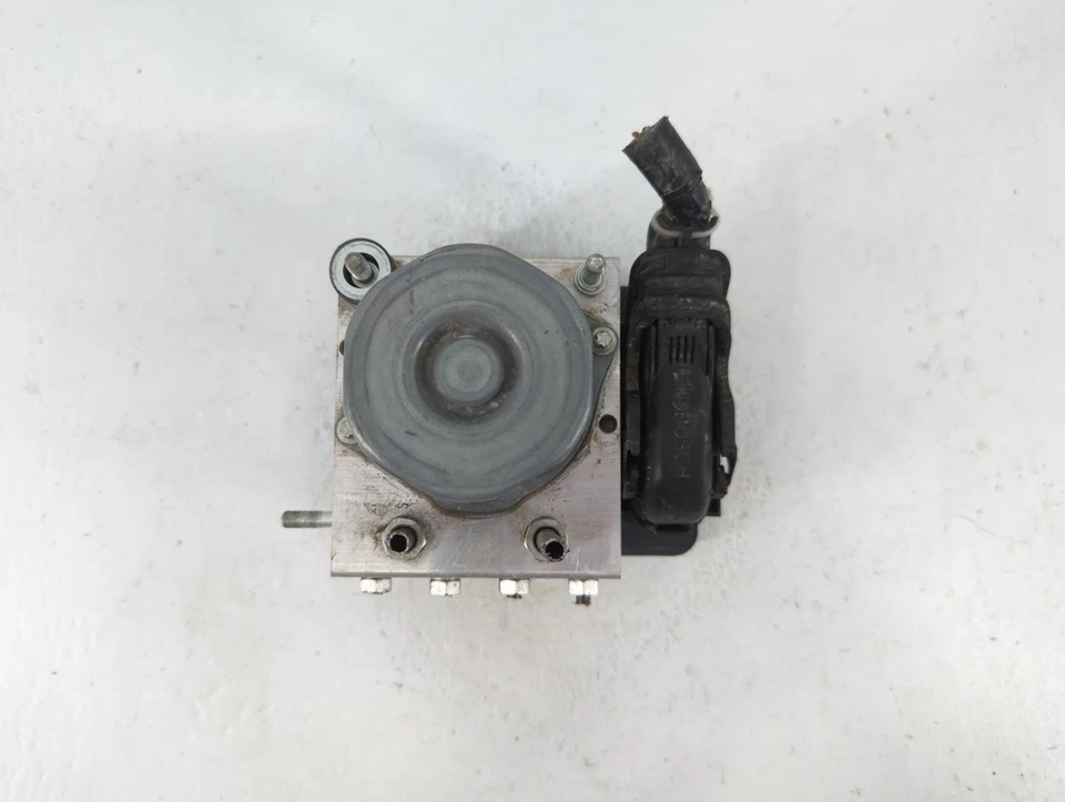 2015-2015 Scion Fr-s Abs Pump Control Module V80UC - Image 3 of 4