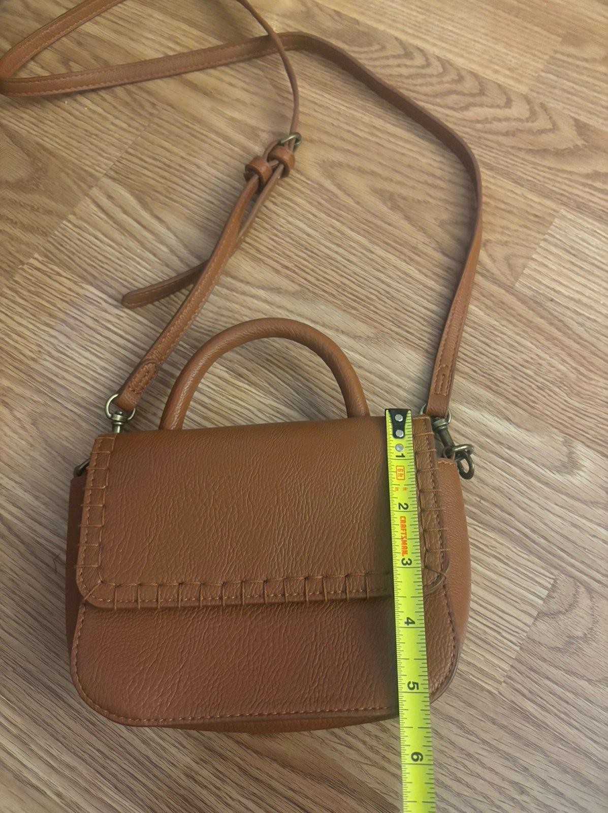 Universal Threads Crossbody - image 2